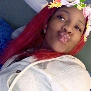 Meet your Posher, Janiya